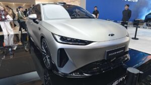 Read more about the article Chery Fulwin A9 Wagon Unveiled at Beijing Auto Show 2026 – 700km Range, AWD, Premium Design