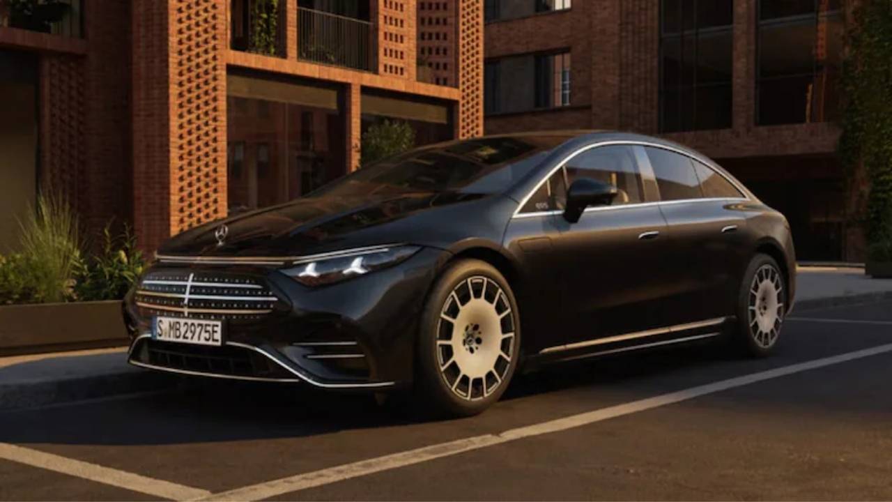 You are currently viewing Mercedes-Benz EQS Facelift Coming To India with Highest 926km Range – Expected Price, Launch Timeline