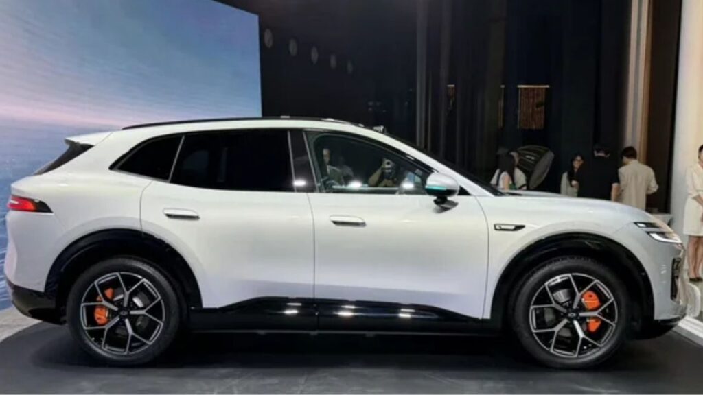 Changan Nevo Q06