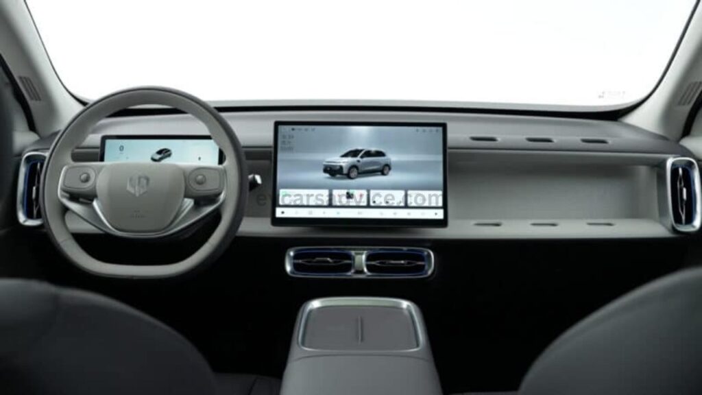 Leapmotor B10 Crossover Interior